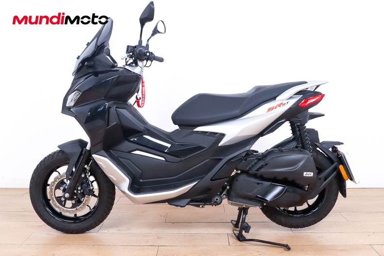 Motorbike image 5
