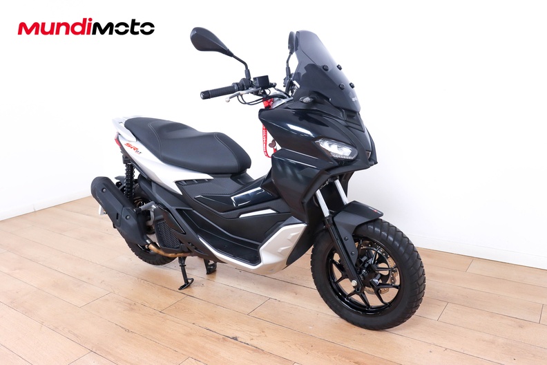 Motorbike image 1