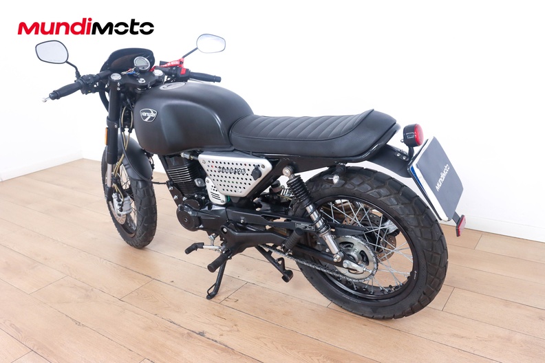 Motorbike image 6