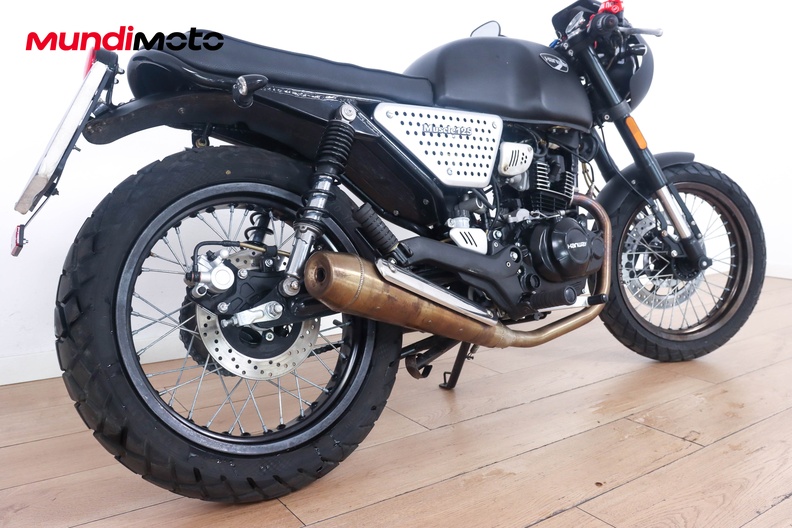 Motorbike image 3
