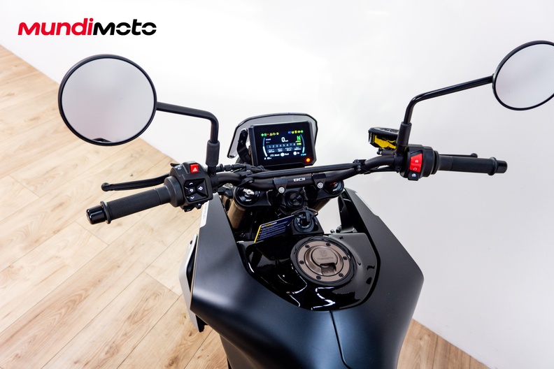 Motorbike image 10