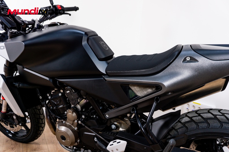 Motorbike image 8