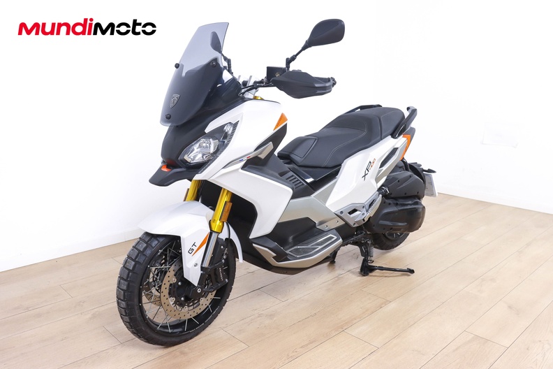 Motorbike image 7