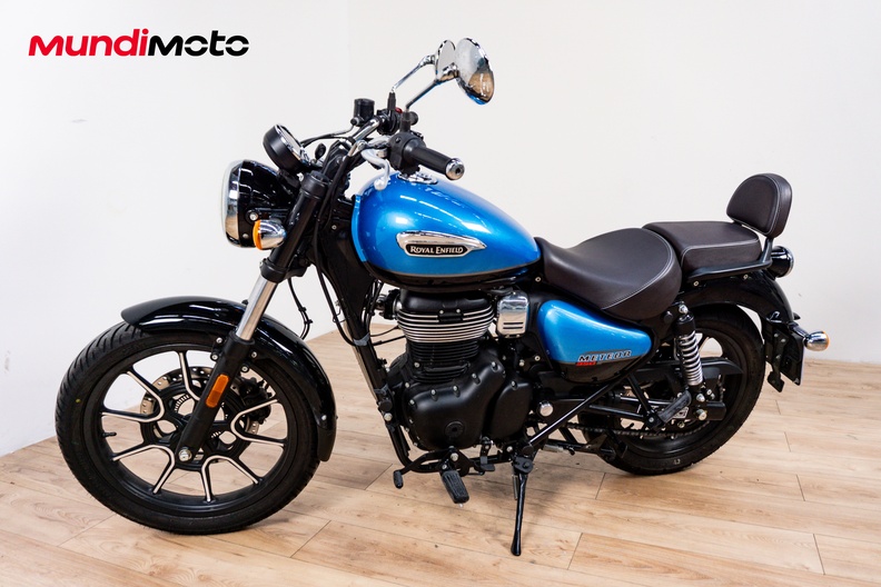 Motorbike image 6