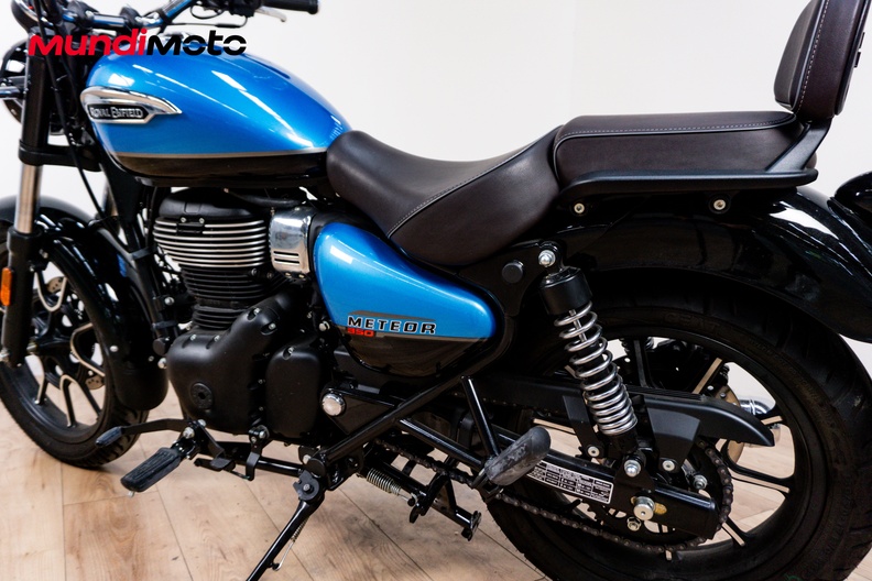Motorbike image 8