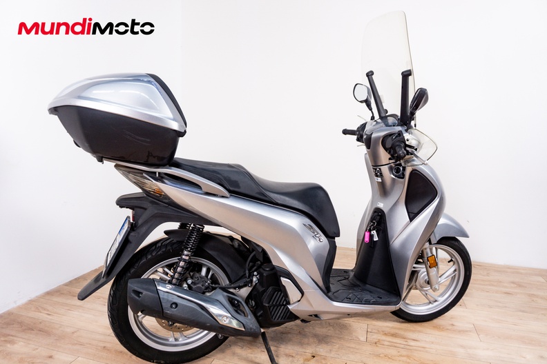 Motorbike image 2