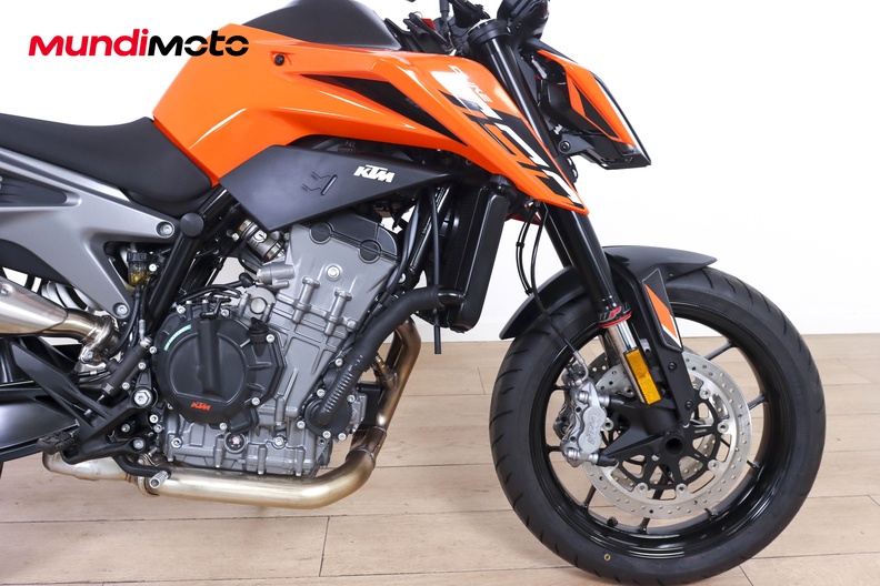 Motorbike image 13