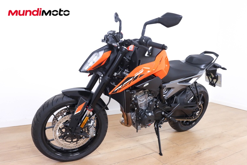 Motorbike image 7