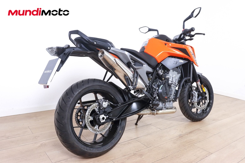 Motorbike image 2