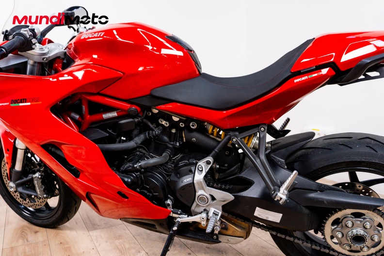 Motorbike image 8