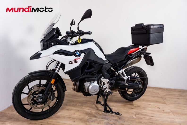Motorbike image 6