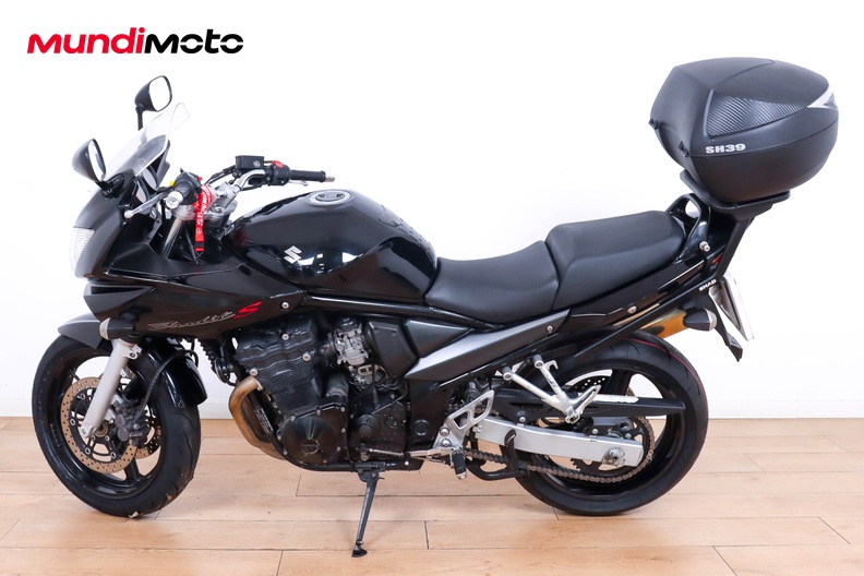 Motorbike image 5