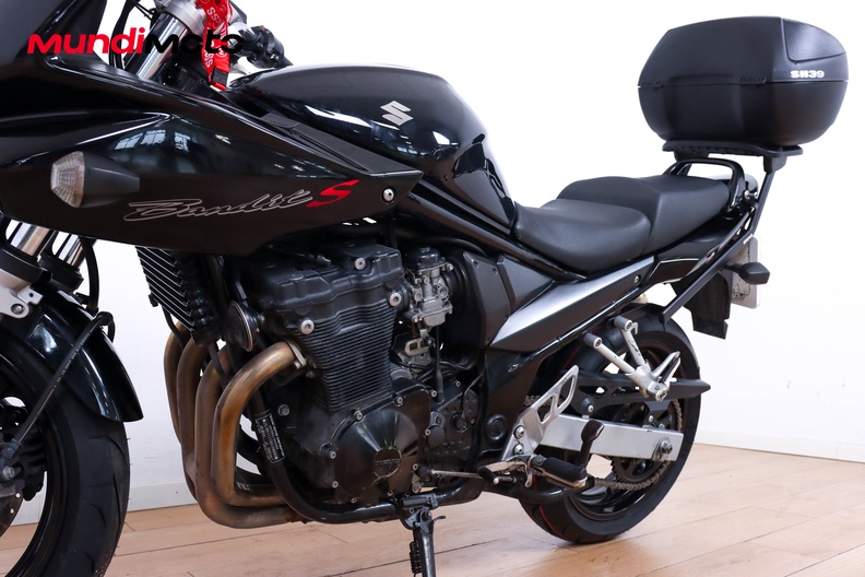 Motorbike image 8