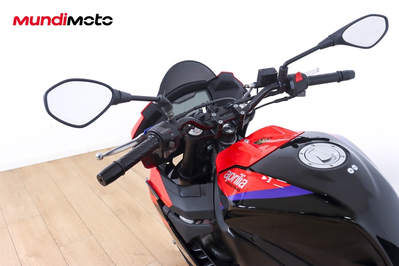 Motorbike image 10