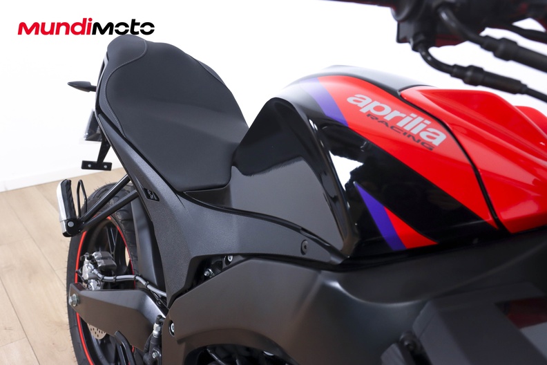 Motorbike image 13