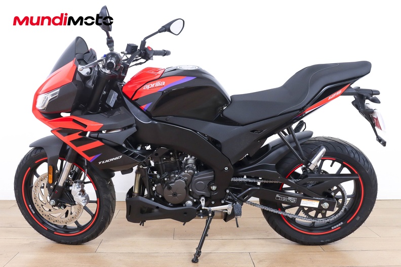 Motorbike image 5