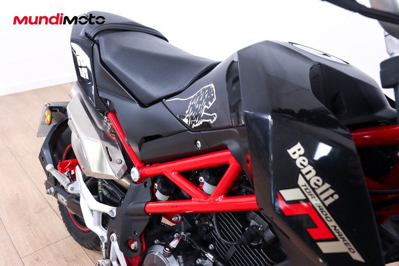 Motorbike image 12