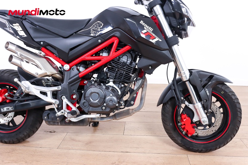 Motorbike image 14