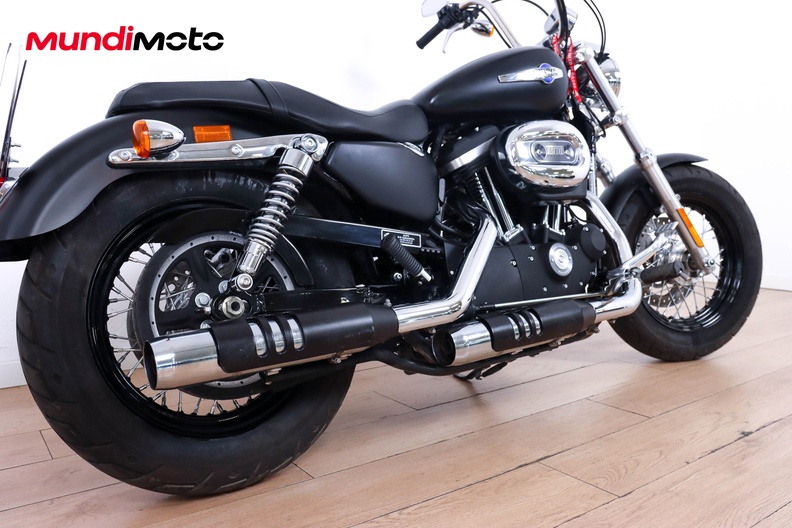 Motorbike image 3