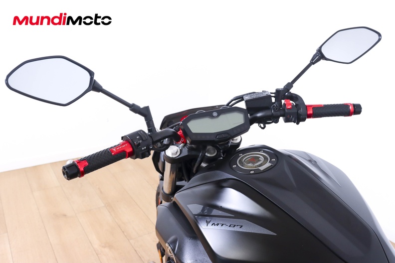Motorbike image 10