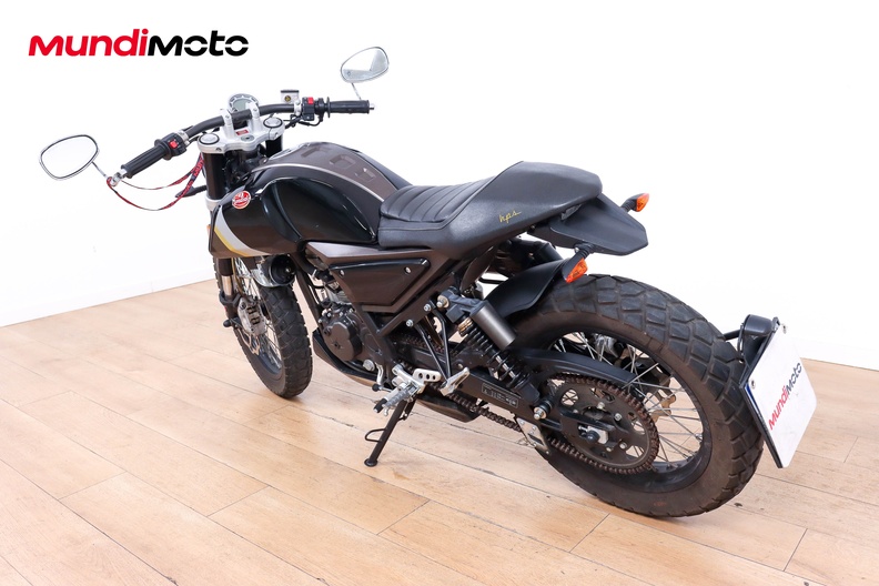Motorbike image 7