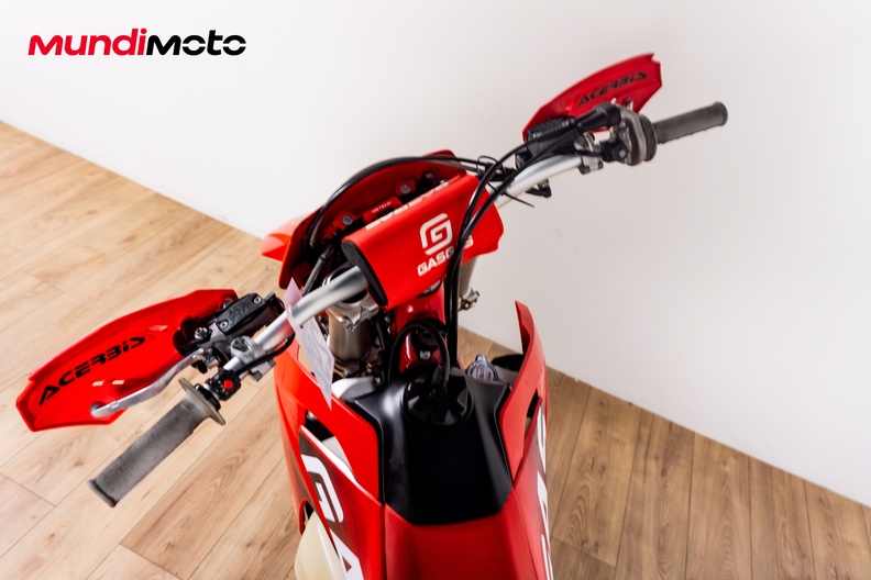 Motorbike image 10