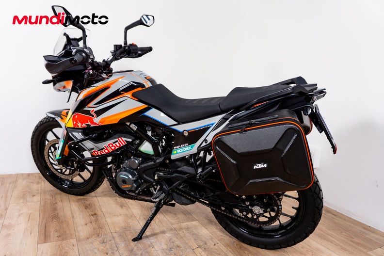 Motorbike image 7