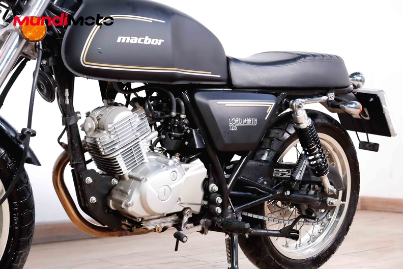 Motorbike image 8