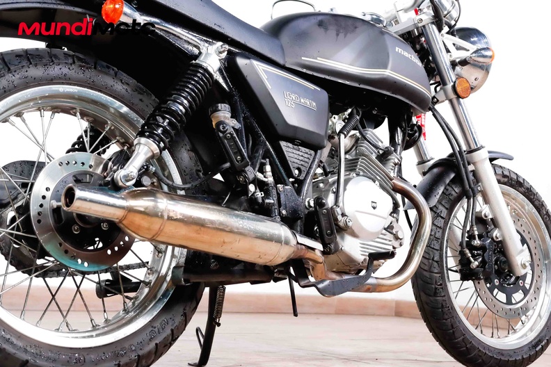 Motorbike image 3