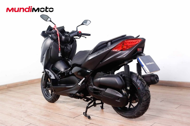 Motorbike image 6