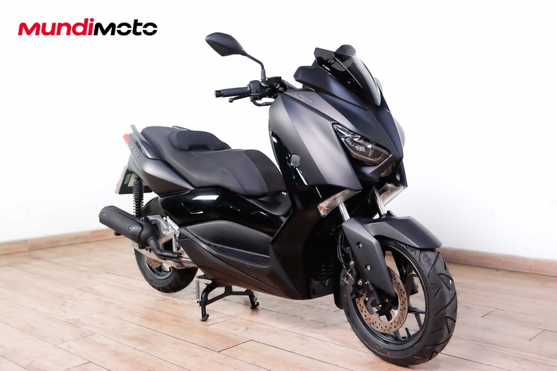 Motorbike image 1