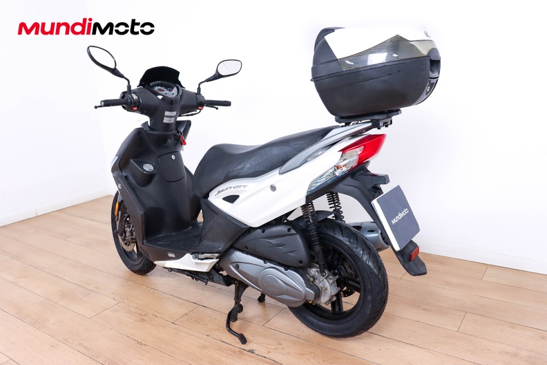 Motorbike image 6
