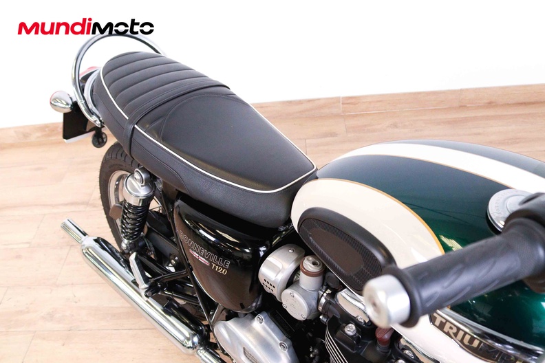 Motorbike image 13
