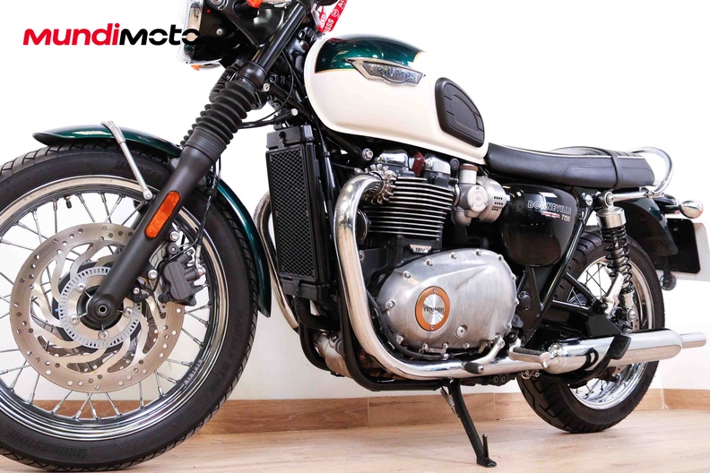 Motorbike image 8