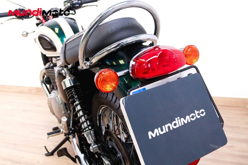 Motorbike image 9