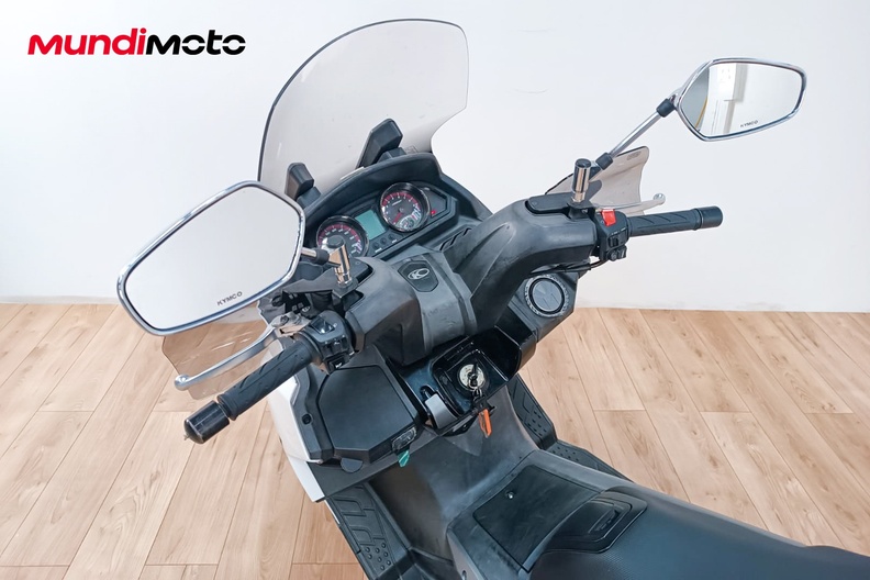 Motorbike image 10