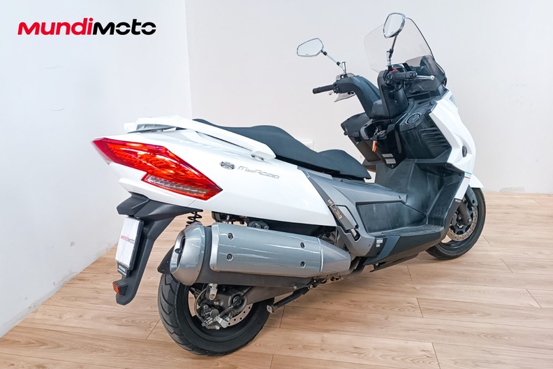 Motorbike image 2
