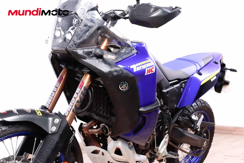 Motorbike image 9