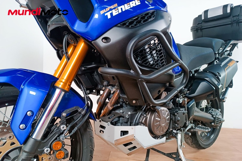 Motorbike image 9