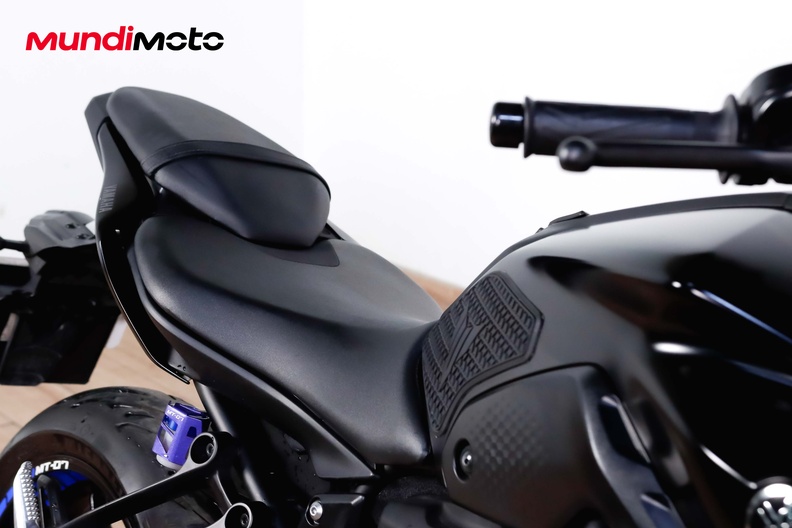 Motorbike image 13