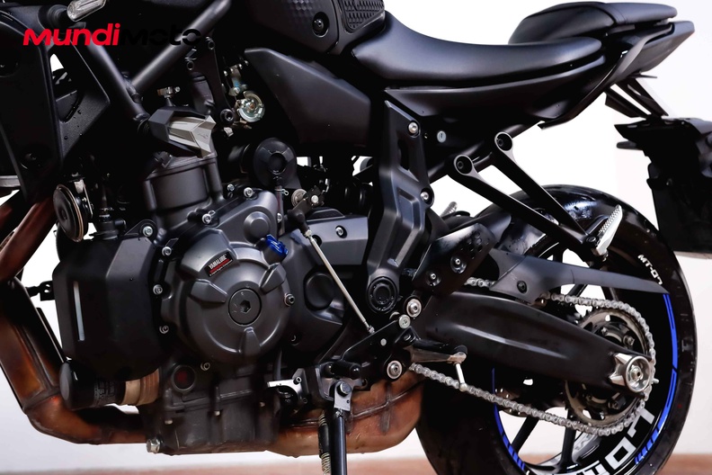 Motorbike image 8