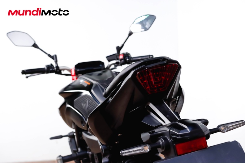 Motorbike image 9