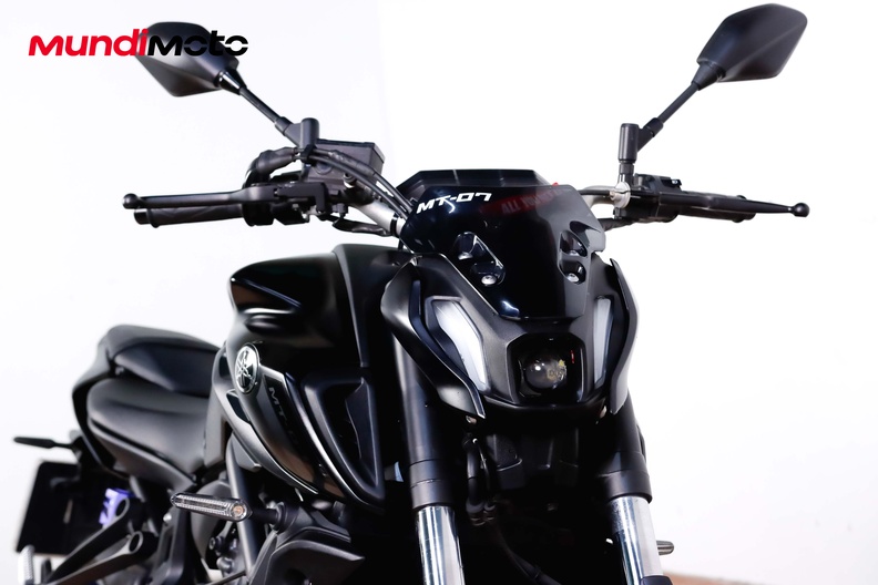 Motorbike image 4