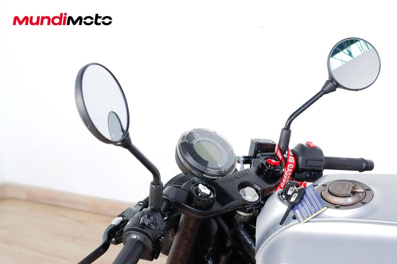 Motorbike image 10