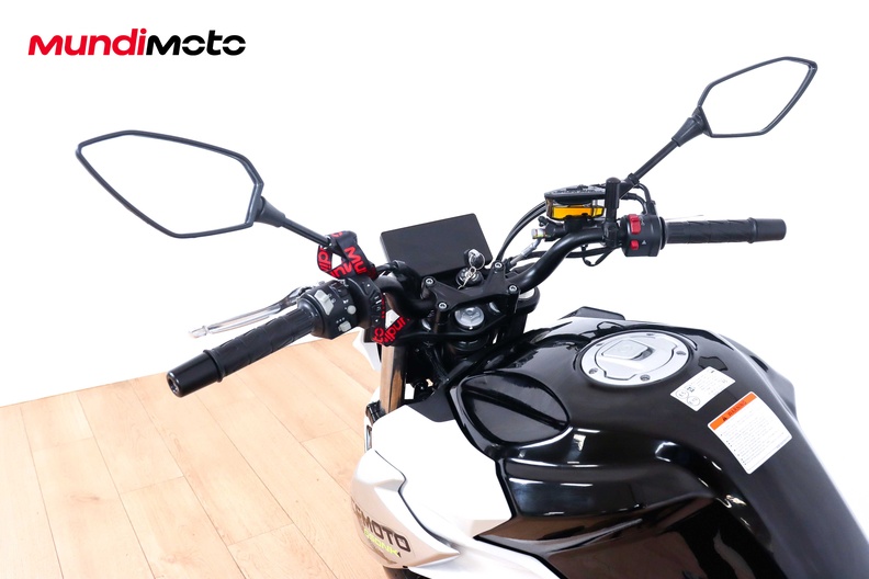 Motorbike image 10