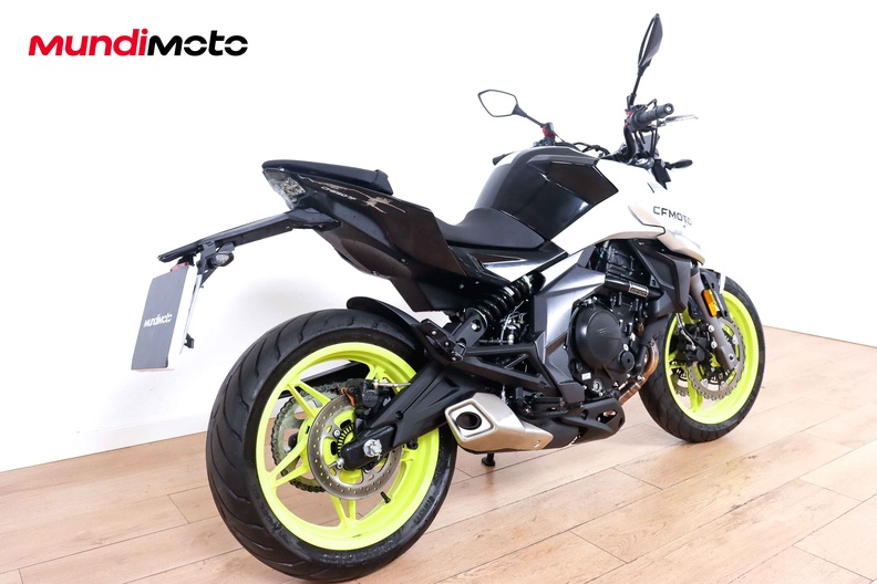 Motorbike image 2