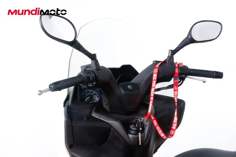 Motorbike image 10
