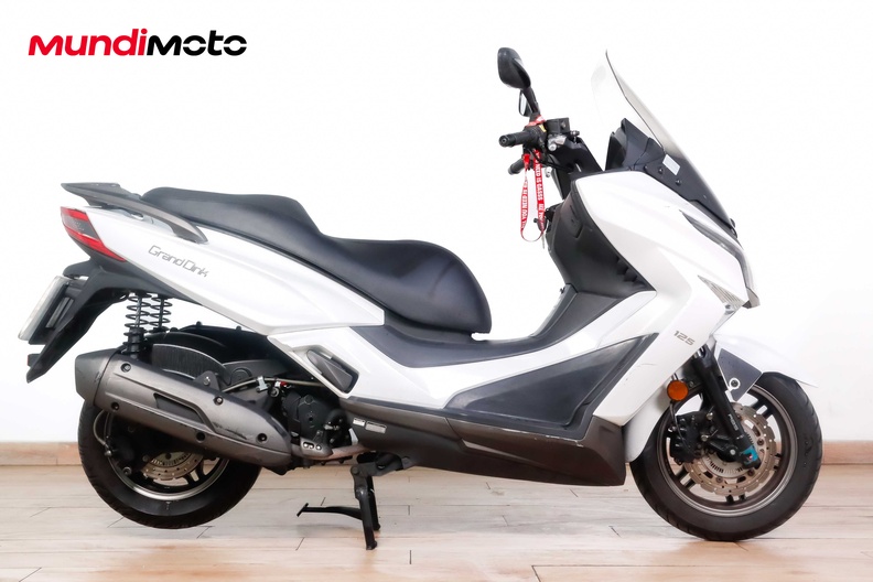 Motorbike image 0