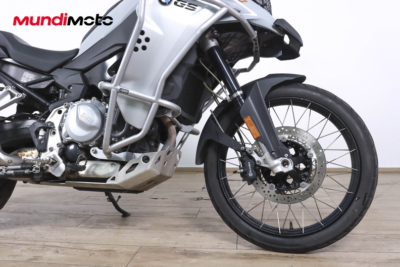 Motorbike image 13