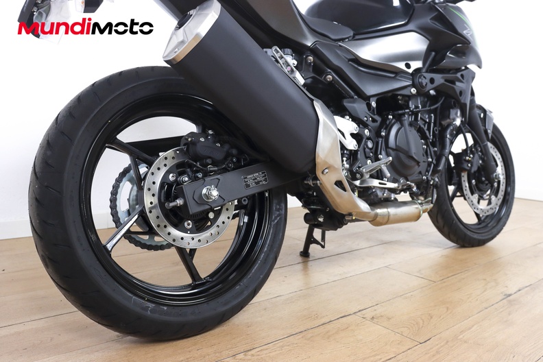 Motorbike image 3